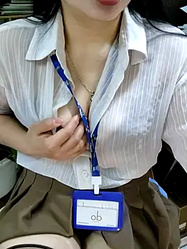 Arica sexykiss online show from February 3, 2026, 2:53 am