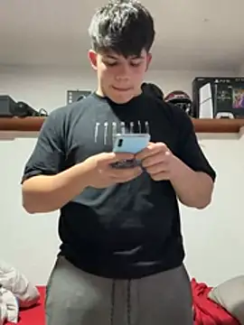 Snapshot of padrinito_69 chatting on February 11, 2026, 6:46 am padrinito 69 online show from February 11, 2026, 6:46 am