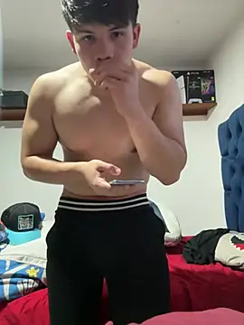 Snapshot of padrinito_69 chatting on February 13, 2026, 6:13 am padrinito 69 online show from February 13, 2026, 6:13 am