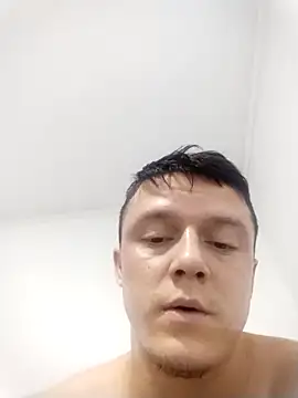 RAFAELQUINTEROSCAVALHEI online show from January 6, 2026, 9:08 pm