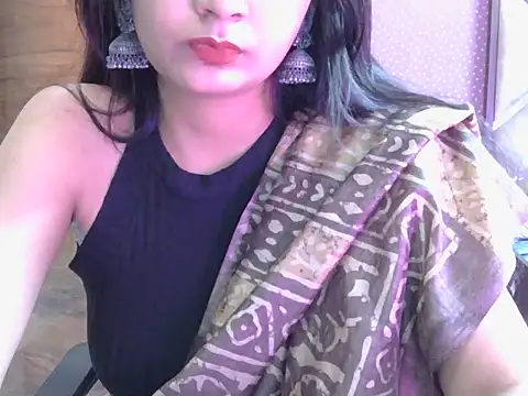 sweet riyaaa online show from June 18, 2026, 4:33 am