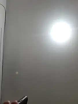 ofjuliaa online show from April 4, 2026, 1:12 am