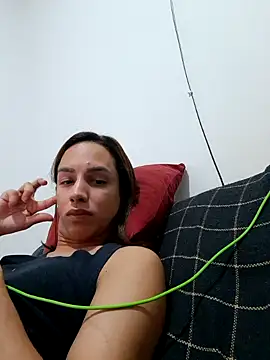 ofjuliaa online show from March 10, 2026, 4:49 am