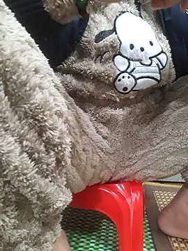 Snapshot of -Bunny-y chatting on January 7, 2026, 1:49 pm -Bunny-y online show from January 7, 2026, 1:49 pm