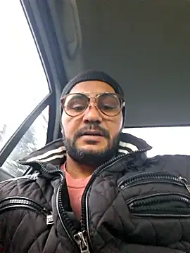 julian-112 online show from January 19, 2026, 7:23 am