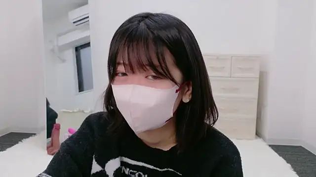 yuruchan  online show from March 2, 2026, 7:37 am