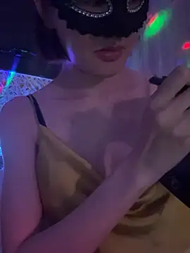 Lol-222 online show from April 13, 2026, 5:17 pm