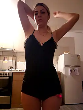 MayaLeys online show from January 14, 2026, 12:58 am