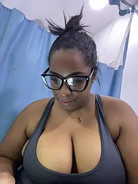 Snapshot of NataliaMillers chatting on July 18, 2026, 11:13 pm NataliaMillers online show from July 18, 2026, 11:13 pm