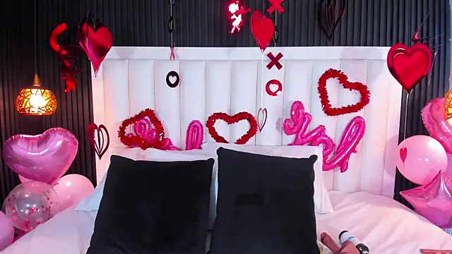 Snapshot of FireDollx chatting on February 14, 2026, 4:34 am FireDollx online show from February 14, 2026, 4:34 am