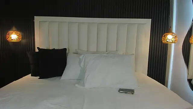 PandoraMiller online show from March 16, 2026, 5:05 pm