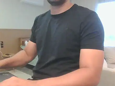 Snapshot of ishowumybest chatting on January 10, 2026, 10:32 am ishowumybest online show from January 10, 2026, 10:32 am