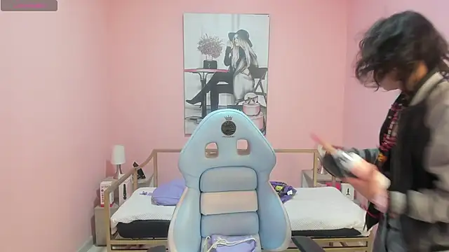 Snapshot of Acid_bounze chatting on February 10, 2026, 1:10 pm Acid bounze online show from February 10, 2026, 1:10 pm