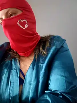 Divana2000 online show from February 10, 2026, 7:40 am