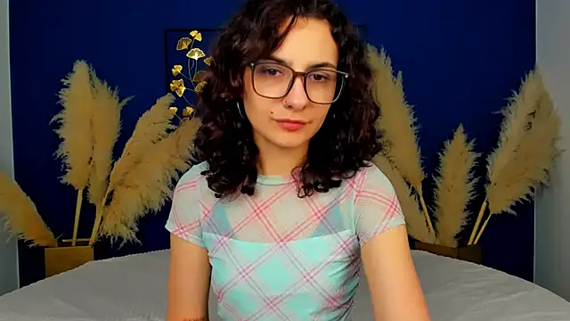 RIANA SI online show from March 28, 2026, 4:52 pm