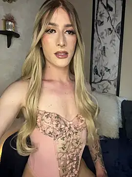 Alana Stone online show from April 12, 2026, 8:45 pm