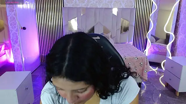 Snapshot of TATTI_TAY chatting on March 11, 2026, 7:52 pm TATTI TAY online show from March 11, 2026, 7:52 pm