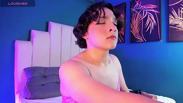 Nicki Ripperton online show from April 8, 2026, 3:52 am