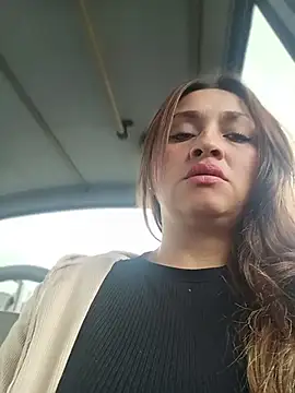 Snapshot of Alejandra_N chatting on July 16, 2026, 2:58 pm Alejandra N online show from July 16, 2026, 2:58 pm