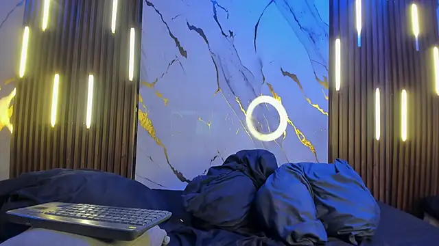 Snapshot of ThiagoBerry chatting on February 16, 2026, 12:48 pm ThiagoBerry online show from February 16, 2026, 12:48 pm