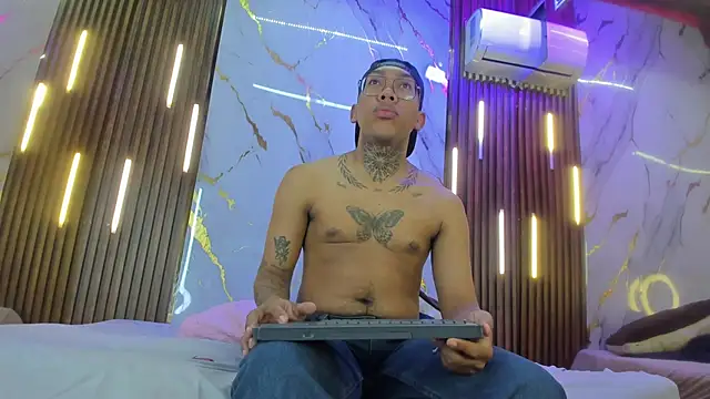 Snapshot of ThiagoBerry chatting on January 17, 2026, 10:30 am ThiagoBerry online show from January 17, 2026, 10:30 am