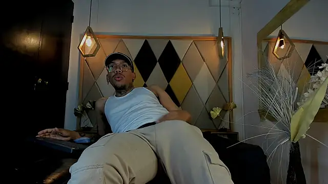 Snapshot of ThiagoBerry chatting on February 5, 2026, 11:28 am ThiagoBerry online show from February 5, 2026, 11:28 am