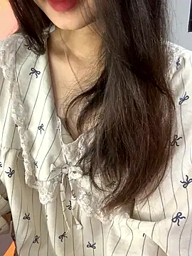 Jennybae23 online show from January 10, 2026, 4:46 pm