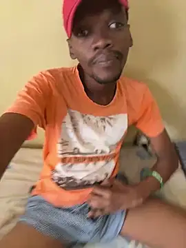 BigAndBeaut online show from March 12, 2026, 11:36 am