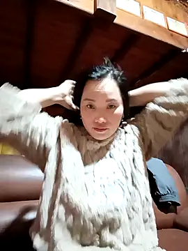 yu--yo online show from February 21, 2026, 12:51 pm