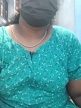 divyasree1431 online show from April 3, 2026, 4:19 am