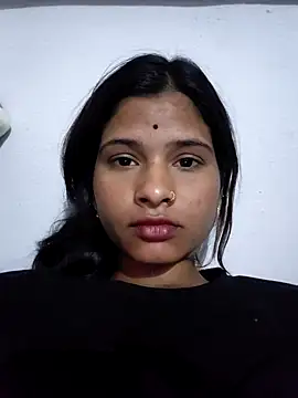 Nirasha cute online show from February 25, 2026, 7:03 pm