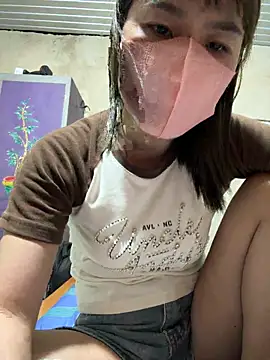 Snapshot of July-love chatting on February 18, 2026, 2:02 pm July-love online show from February 18, 2026, 2:02 pm