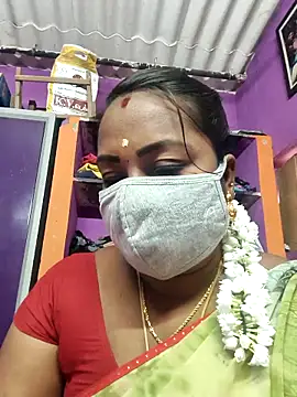 Snapshot of Tamil_Hot_Priya chatting on February 4, 2026, 3:45 am Tamil Hot Priya online show from February 4, 2026, 3:45 am