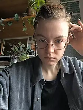 Shy Bamby online show from May 30, 2026, 8:42 am