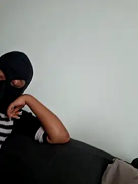 kktb lisa online show from April 13, 2026, 12:42 pm