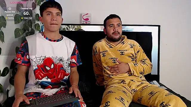 Snapshot of BayronSantana chatting on January 8, 2026, 4:51 am BayronSantana online show from January 8, 2026, 4:51 am