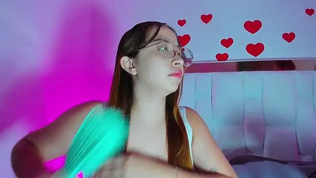 AliciaWhite nt online show from March 13, 2026, 1:43 am