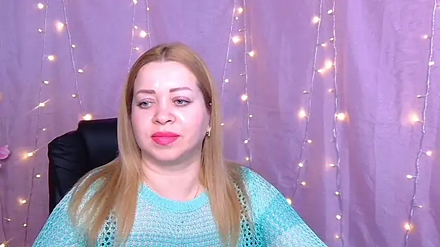 OliviaVerr online show from March 12, 2026, 1:15 pm