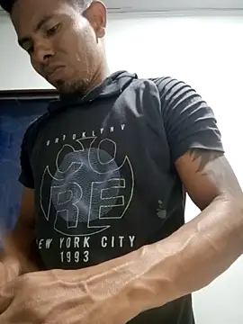 Snapshot of adambrosk_08 chatting on February 8, 2026, 12:08 am adambrosk 08 online show from February 8, 2026, 12:08 am