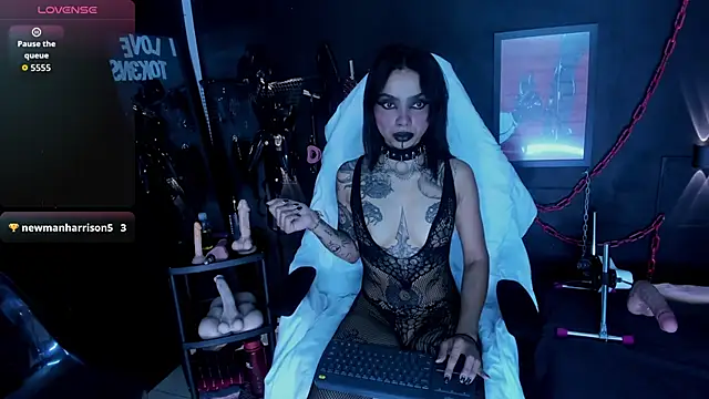 Electra Darkk online show from June 1, 2026, 4:39 pm