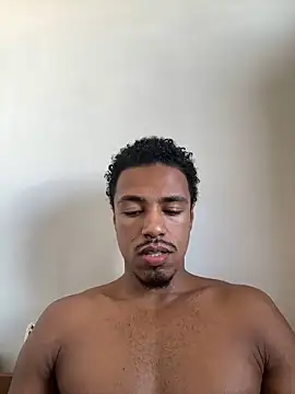 LorenzoBlack27 online show from May 30, 2026, 2:12 pm