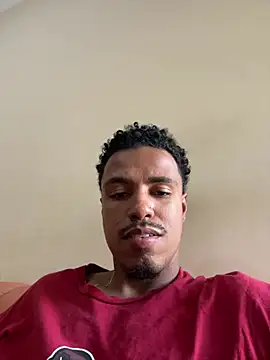 Snapshot of LorenzoBlack27 chatting on July 10, 2026, 7:25 pm LorenzoBlack27 online show from July 10, 2026, 7:25 pm