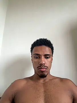 LorenzoBlack27 online show from May 9, 2026, 2:53 pm