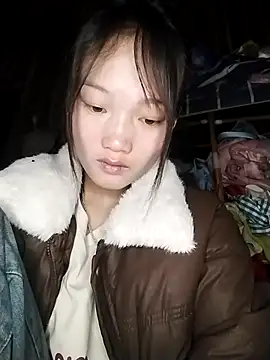 Hina2xx online show from February 17, 2026, 4:21 am