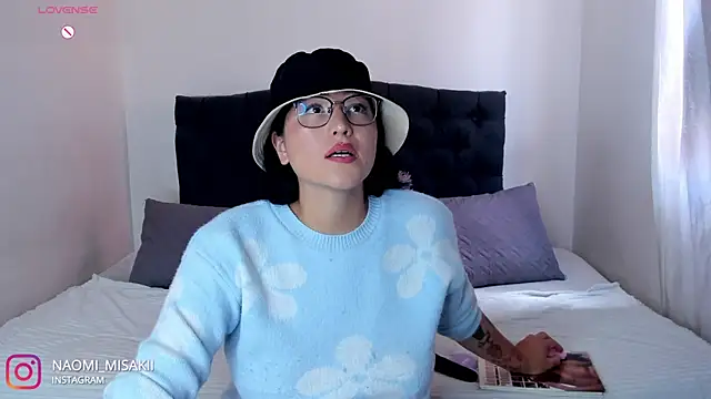 Snapshot of Mia_Charlotte2 chatting on January 10, 2026, 4:46 pm Mia Charlotte2 online show from January 10, 2026, 4:46 pm