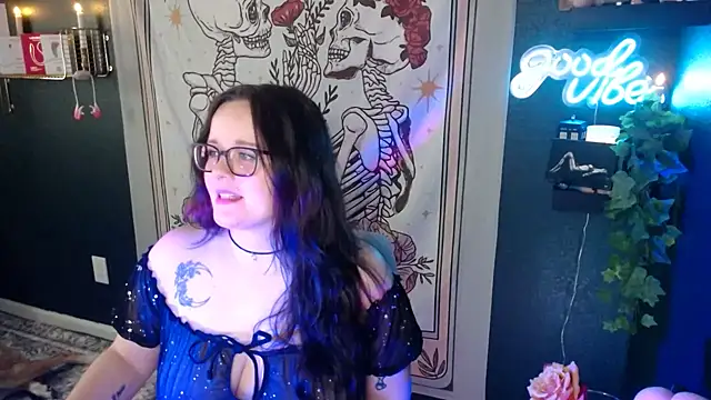 HazeyViolet333 online show from March 24, 2026, 7:14 pm