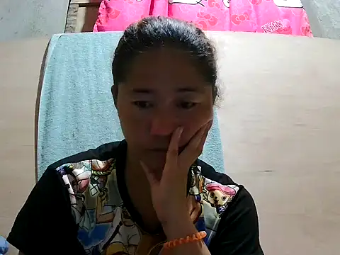 lovelyxxx88 online show from April 10, 2026, 8:16 pm