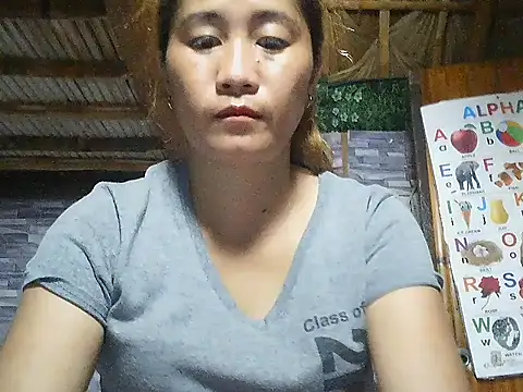 lovelyxxx88 online show from February 26, 2026, 4:56 am