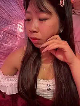 Mayly lucky2 online show from April 12, 2026, 12:14 am