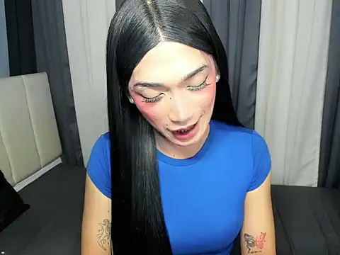 FyangFoxx online show from April 15, 2026, 7:58 pm